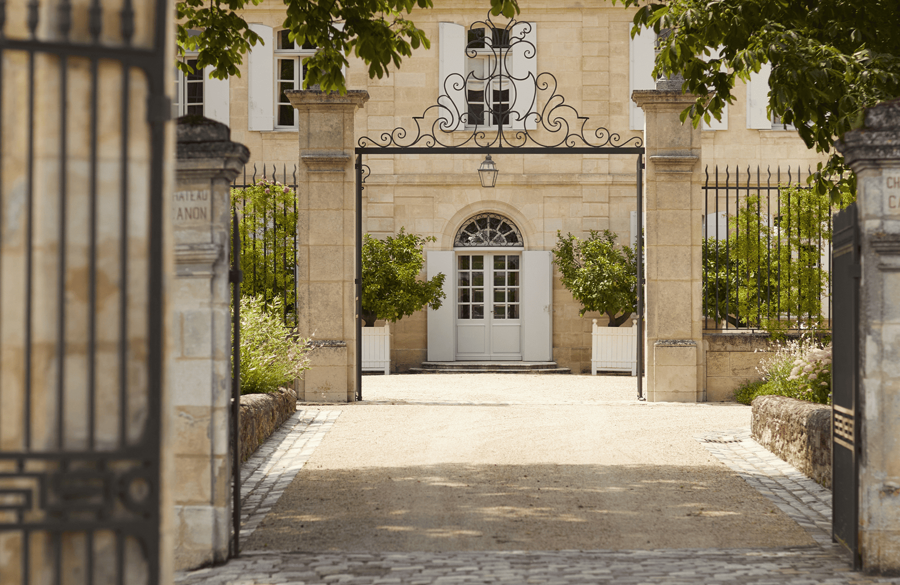 die Geschichte der Canon-Schloss