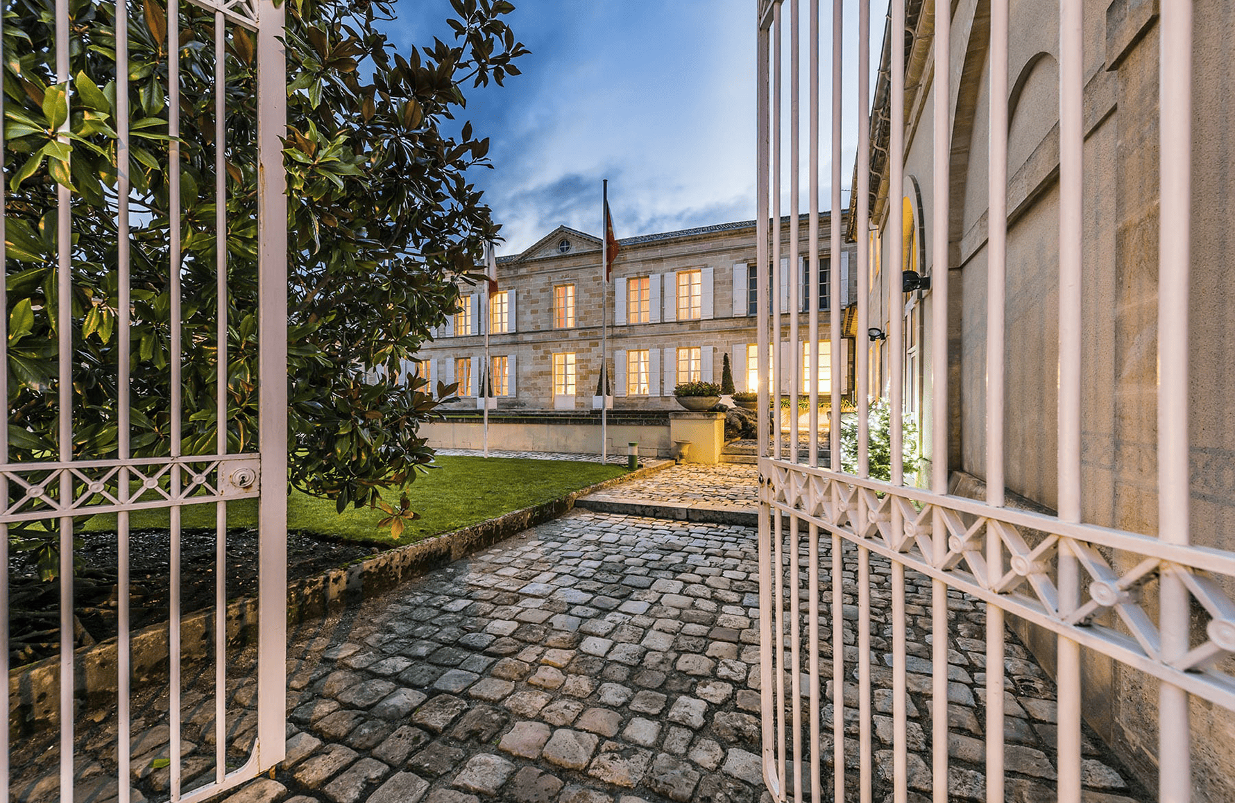 die Geschichte der Château Grand-Puy Ducasse