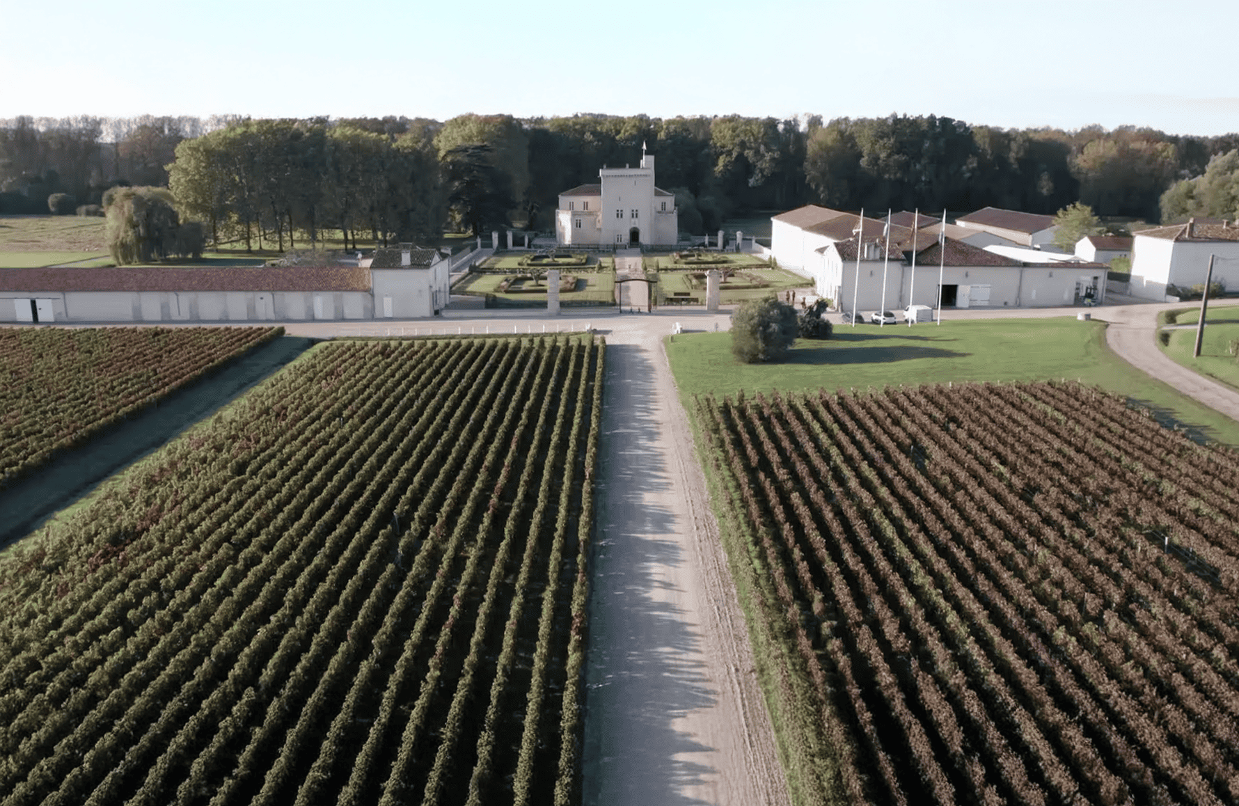 die Geschichte der Schloss La Tour Carnet